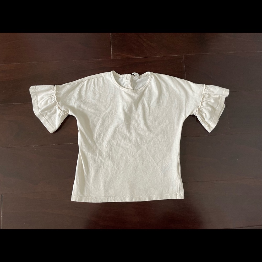 H&M ruffle top in cream, size 1 1/2-2y